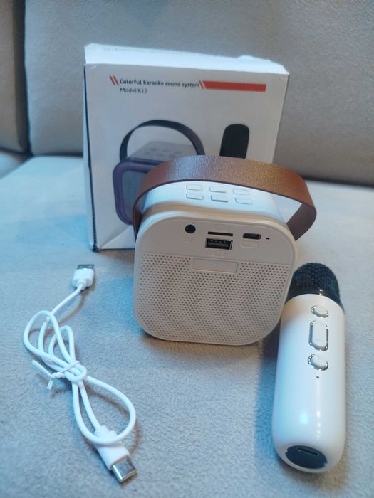 Mini głośnik bluetooth karaoke z mikrofonem NOWY
