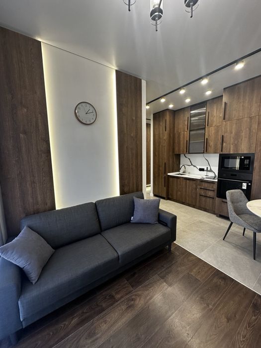 Продам квартиру на краснова Кадор сити