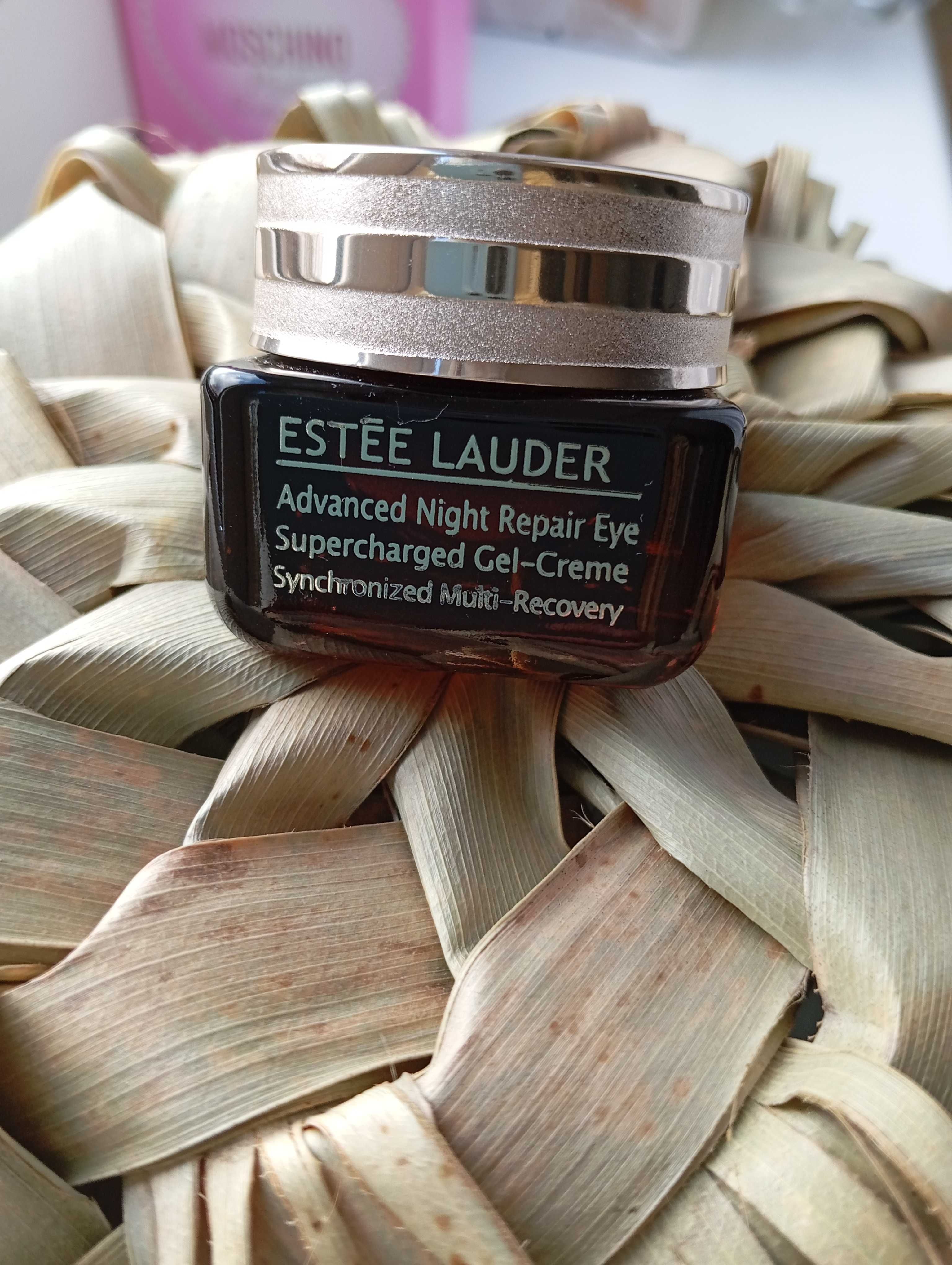 Przeciwzmarszczkowy krem pod oczy Estee lauder