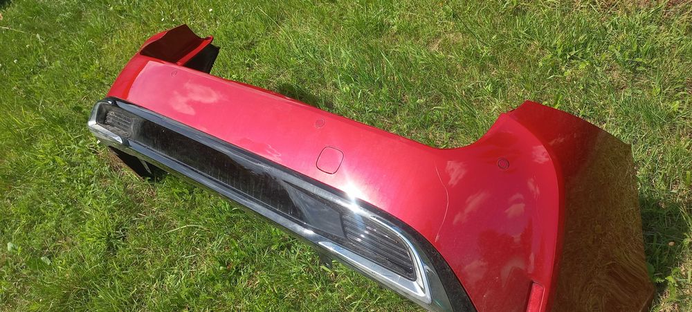 Toyota Corolla E21 GR kombi zderzak tylny tył 4 x pdc 3U5 lift lifting