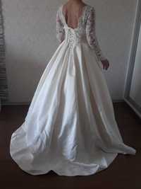 ЦІНУ ЗНИЖЕНО!!! Дизайнерська весільна сукня