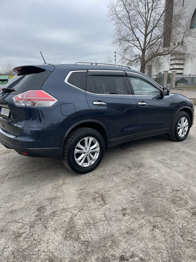 Nissan Rogue продам