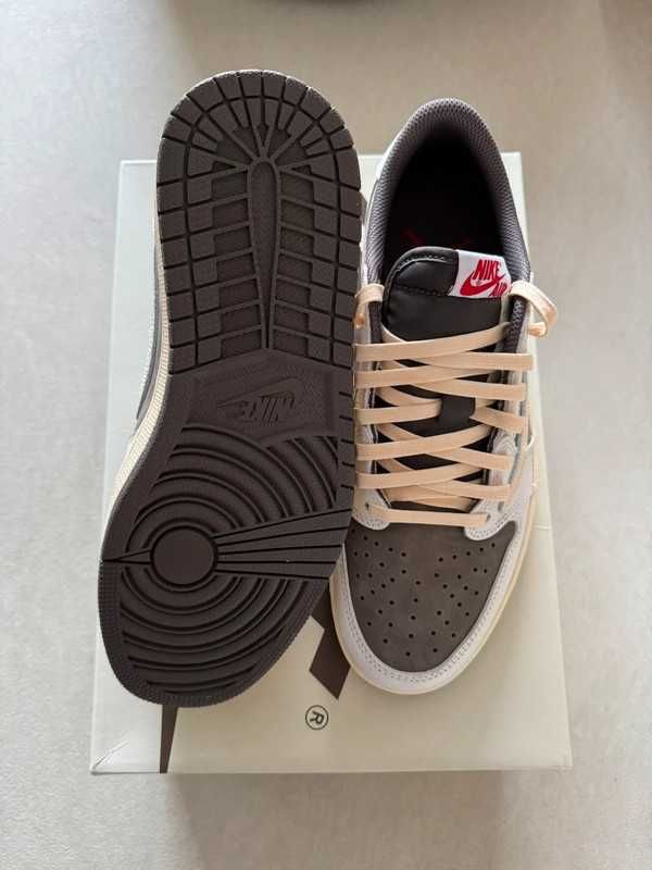 Jordan1RetroLowOGSPTravisScottReverseMocha r.41