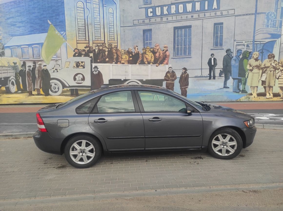 Volvo S40 1.8lpg  1.6 2.4 v40