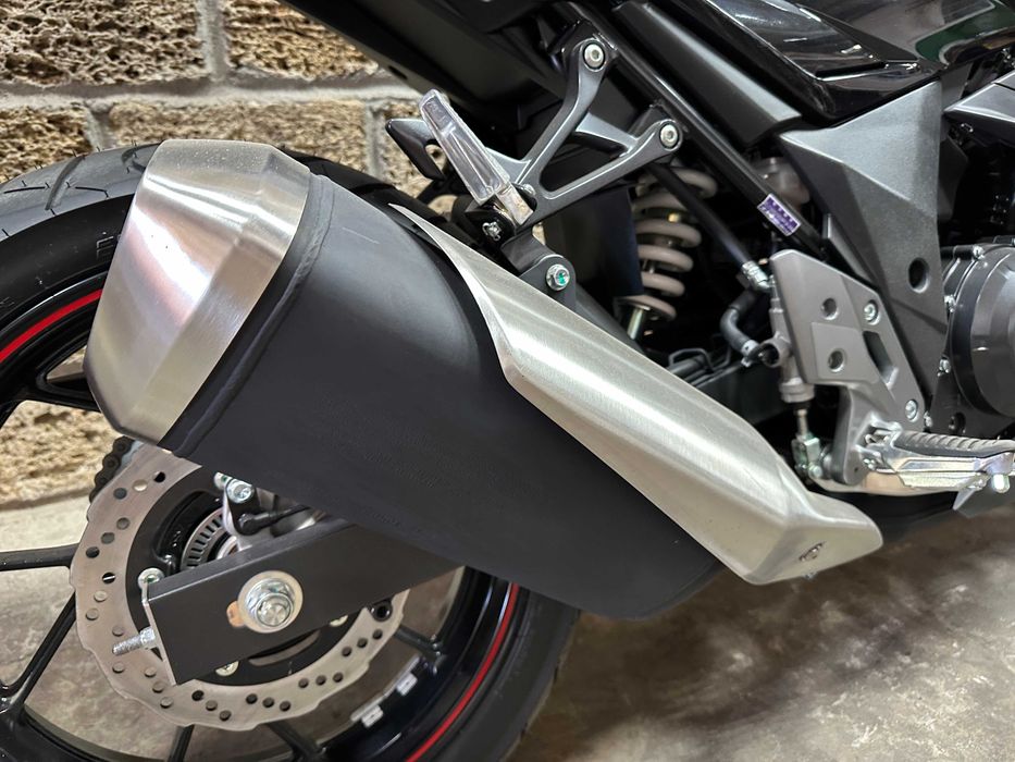 Suzuki GSX 250R з Японії