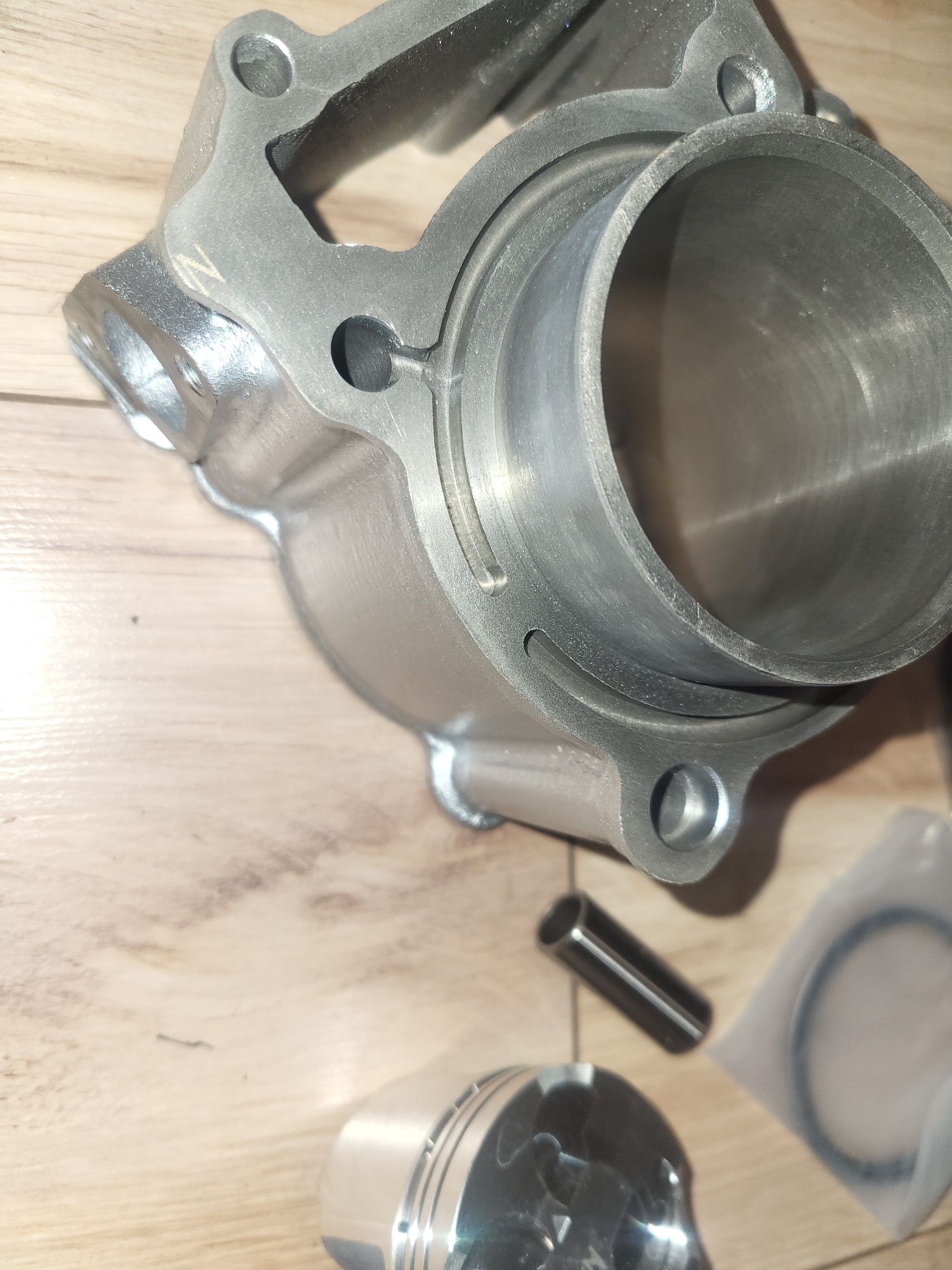 Nowy tlok I cylinder aprilia rs 125 tuono sx rx derbi senda gpr
