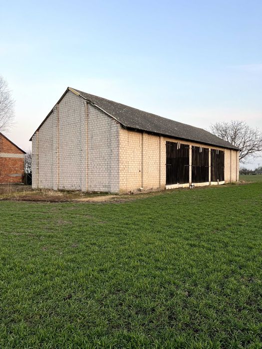 Do wynajęcia: stodoła murowana o powierzchni 200m2 / magazyn