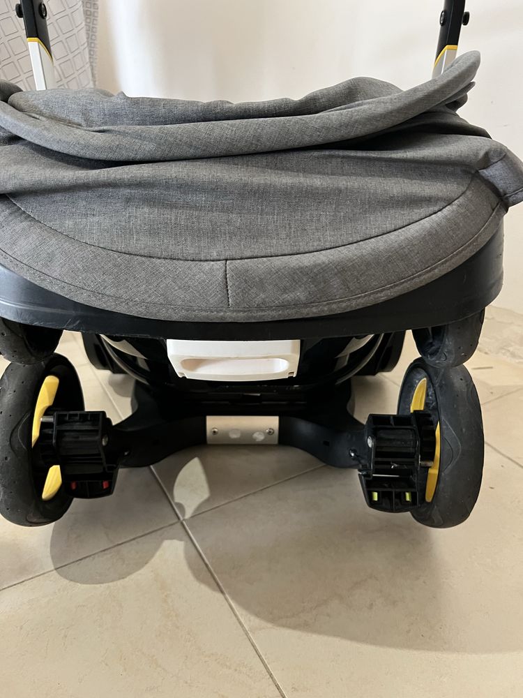 Carrinho bebe Doona + base isofix