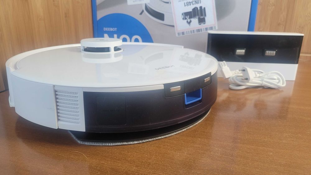 Ecovacs DEEBOT N20 - Robot odkurzacz