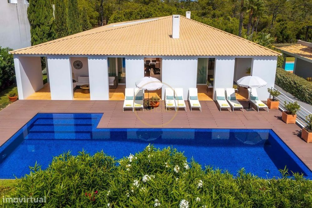 Moradia Única T9 em Vale do Lobo