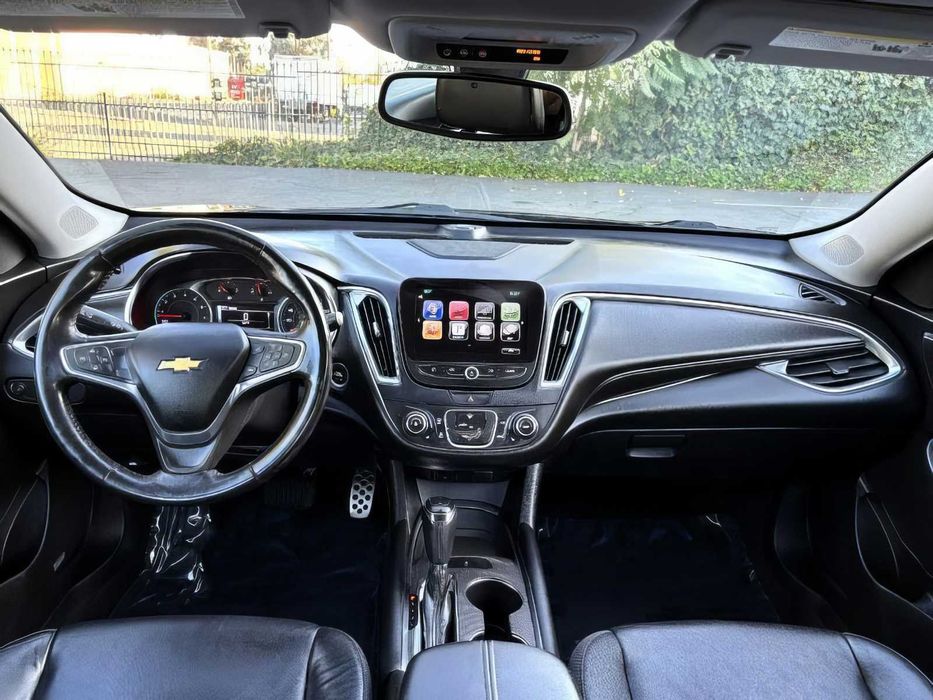 Chevrolet Malibu      2016