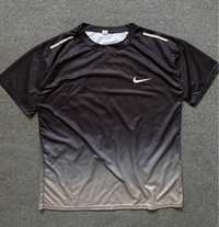 Нова футболка Nike Розмір: М (найк, градиень, легка)