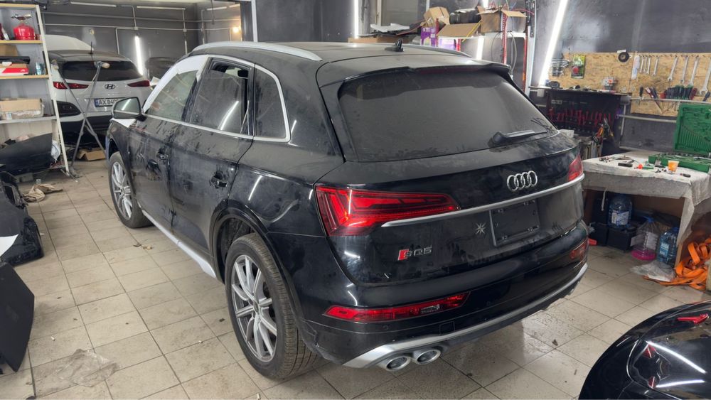 Ауди sq5 2023 рік