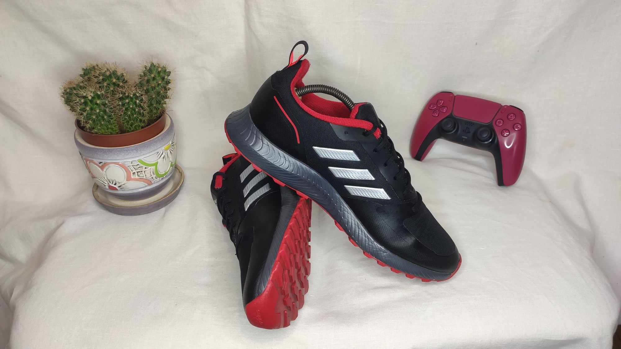 Кросівки Adidas Runafalcon.Розмір 42.5