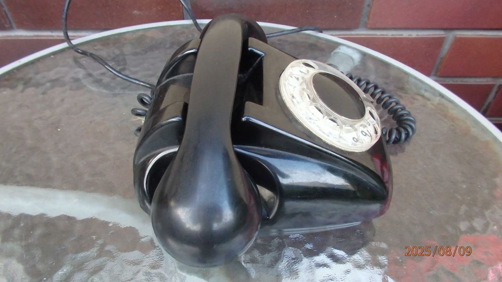 Telefon stacjonarny z PRL-u RWT