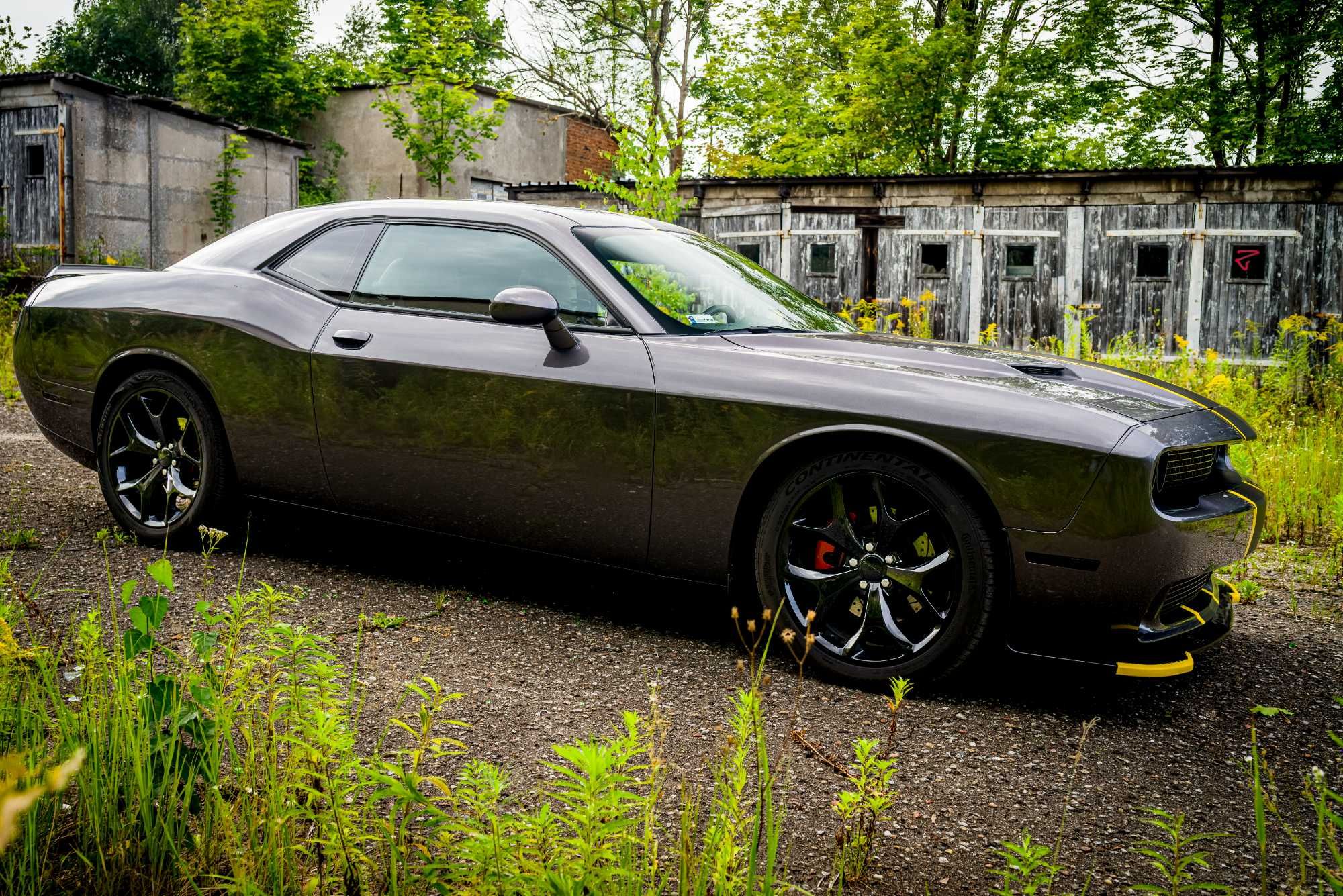 Dodge Challenger SXT Plus