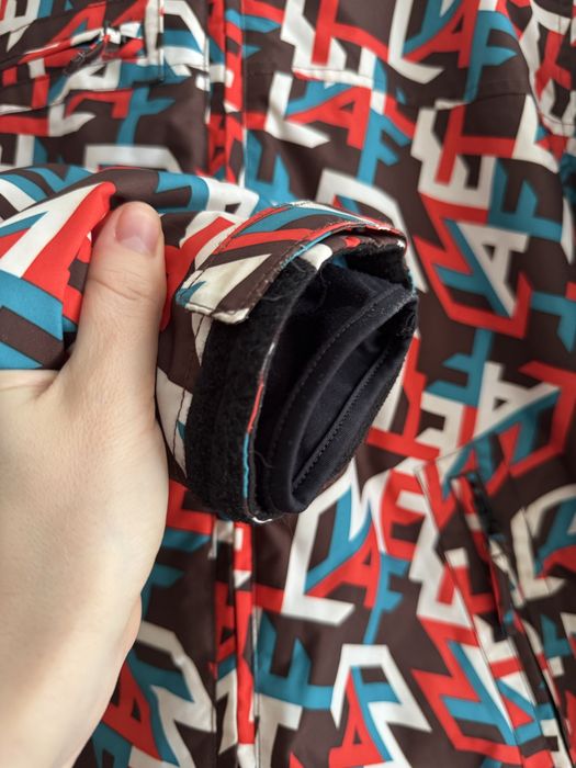 Гірськолижна куртка жіноча або на підлітка