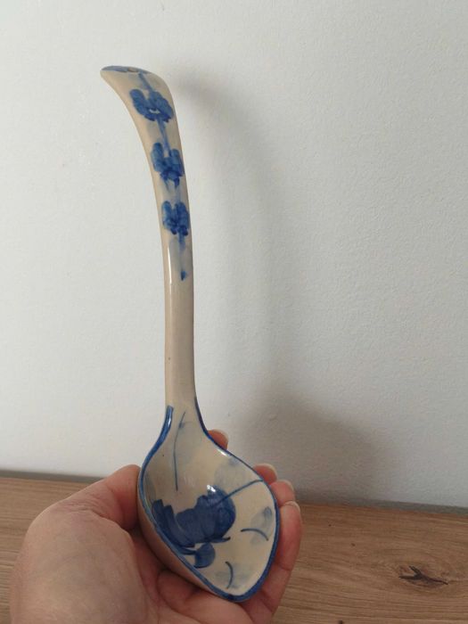 Łyżka wazowa ceramika Koło wzór kobalt