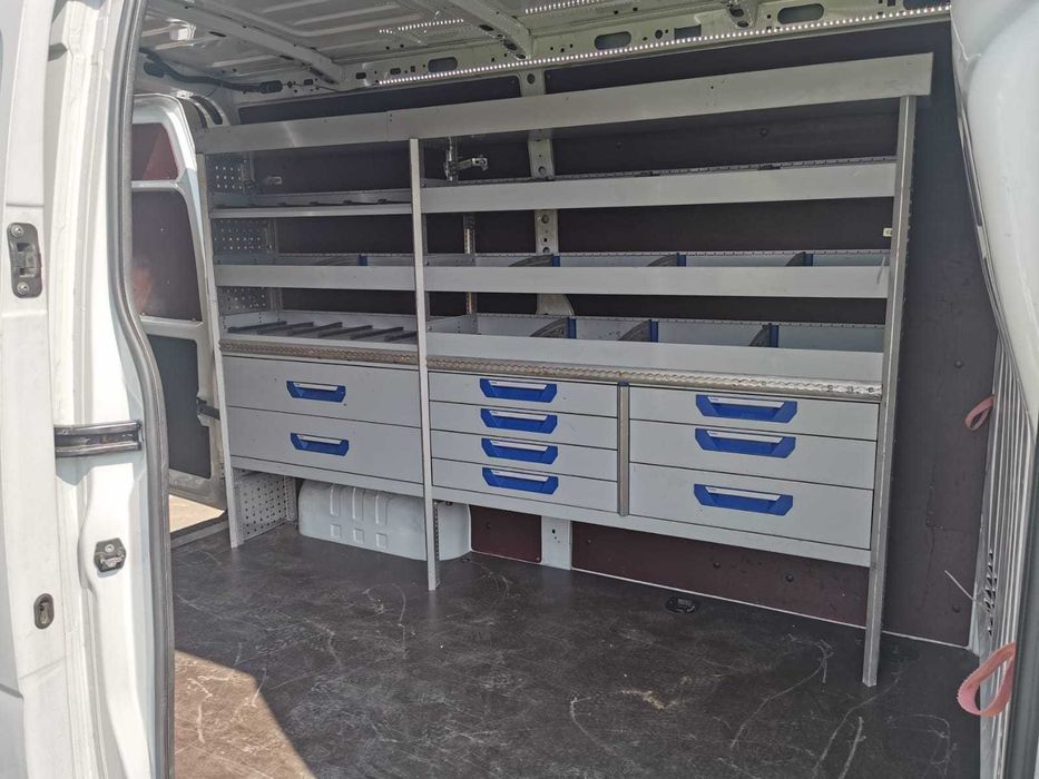 Zabudowy serwisowe warsztatowe IVECO DAILY VW Mercedes Crafter MAN TGE