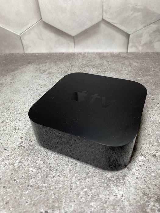 Приставка Apple TV 4 HD (A1625, 32 GB)