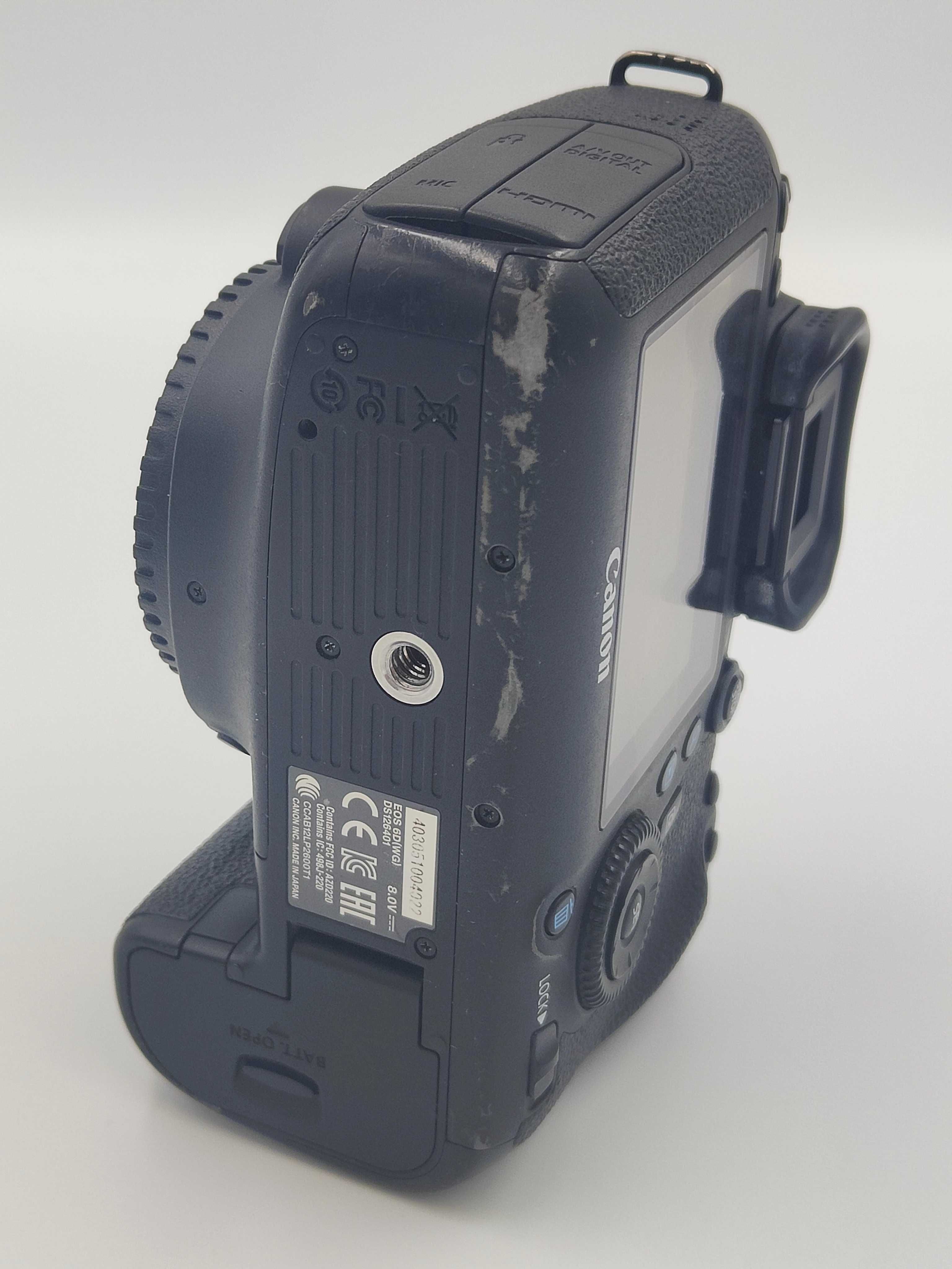 Aparat fotograficzny Canon 6D - body - pełna klatka.
