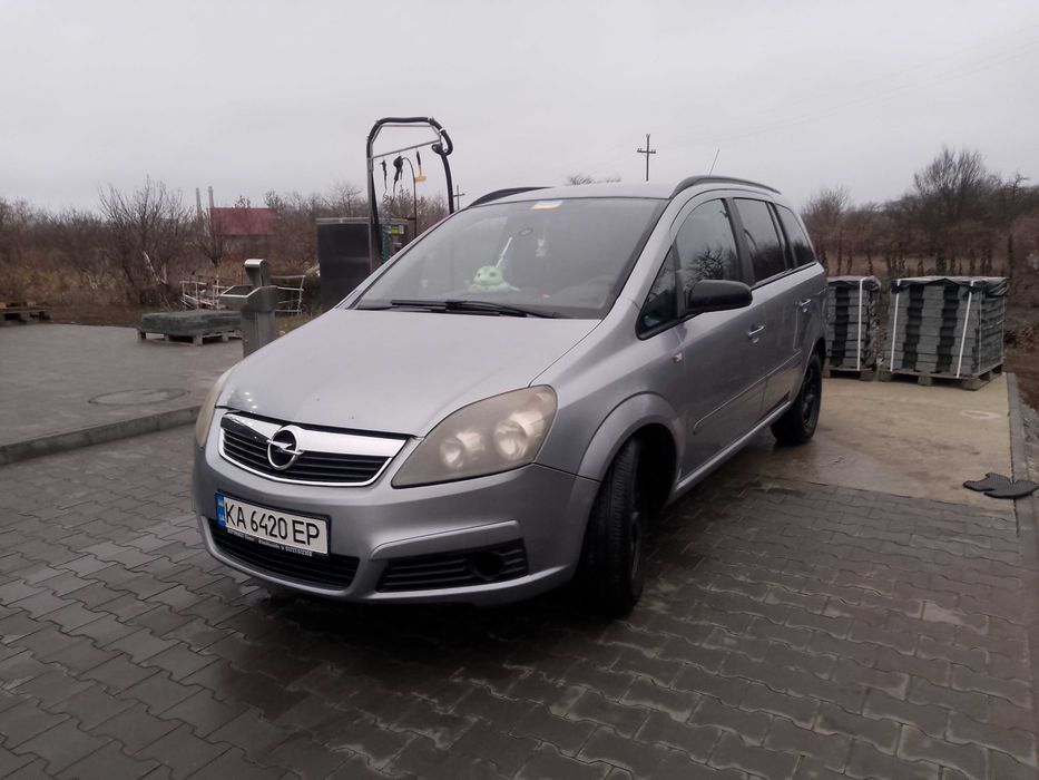 продам Opel Zafira B