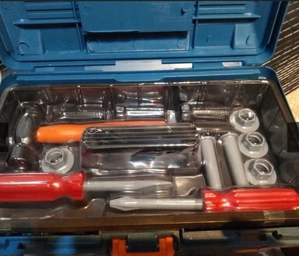 Zestaw Warsztatowy dla Dzieci w Walizce - Skrzynka z Narzędziami