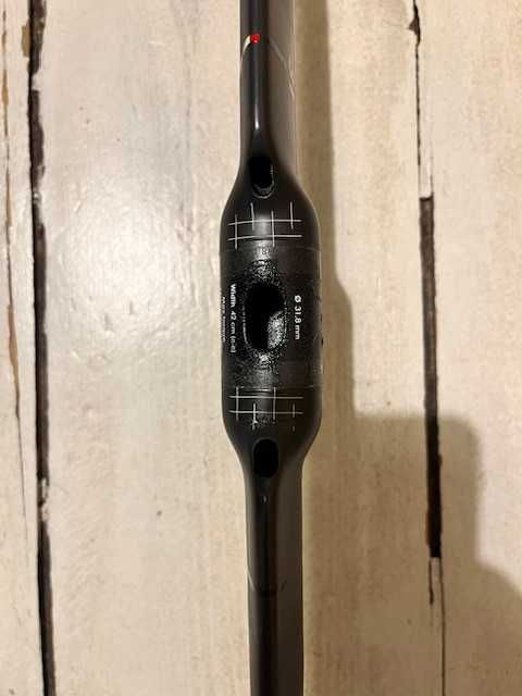 Kierownica 3T Aeroghiaia  carbon flara 420mm