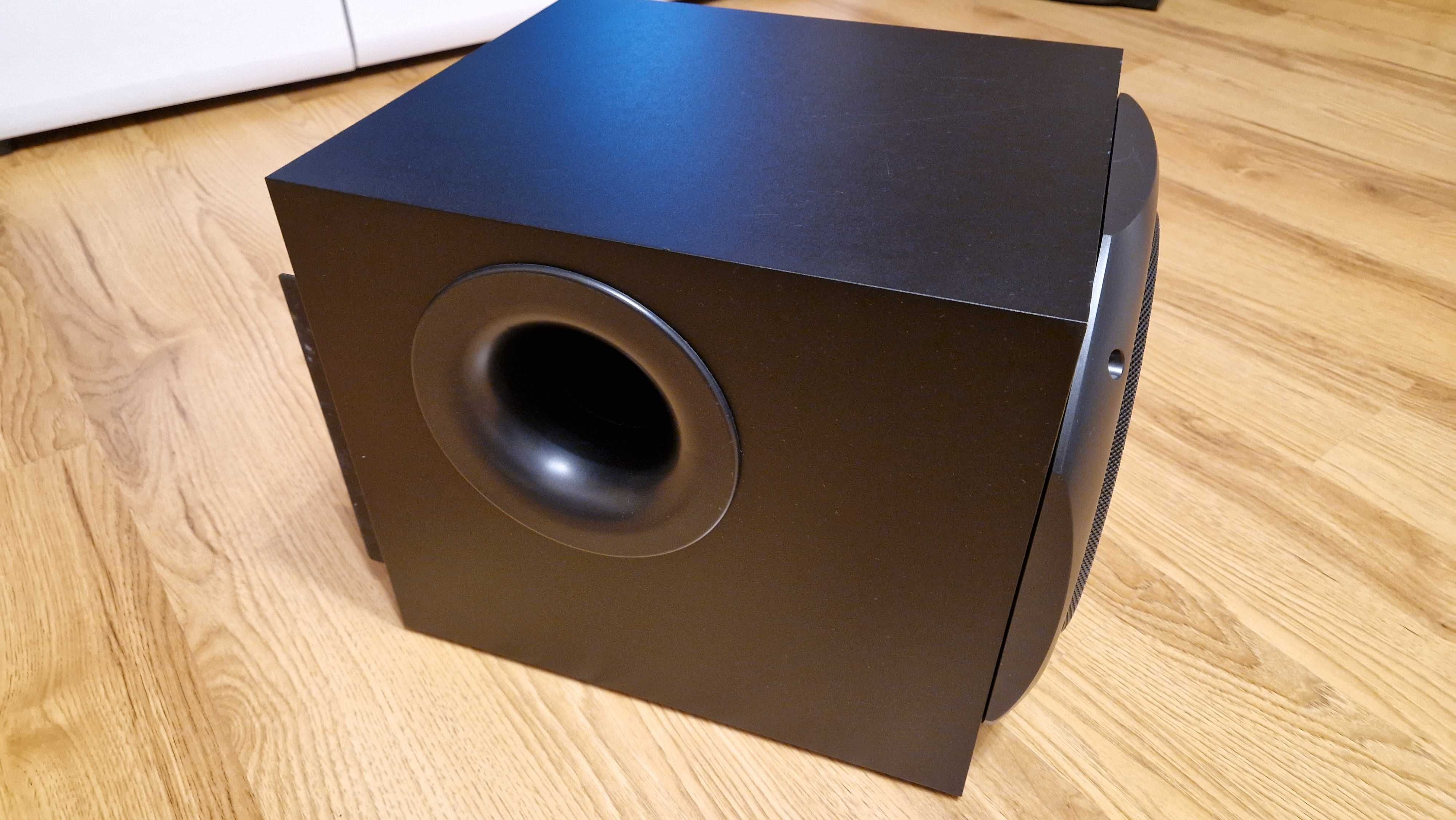 Kompletny subwoofer ze wzmacniaczem Logitech Z-5500 sprawny