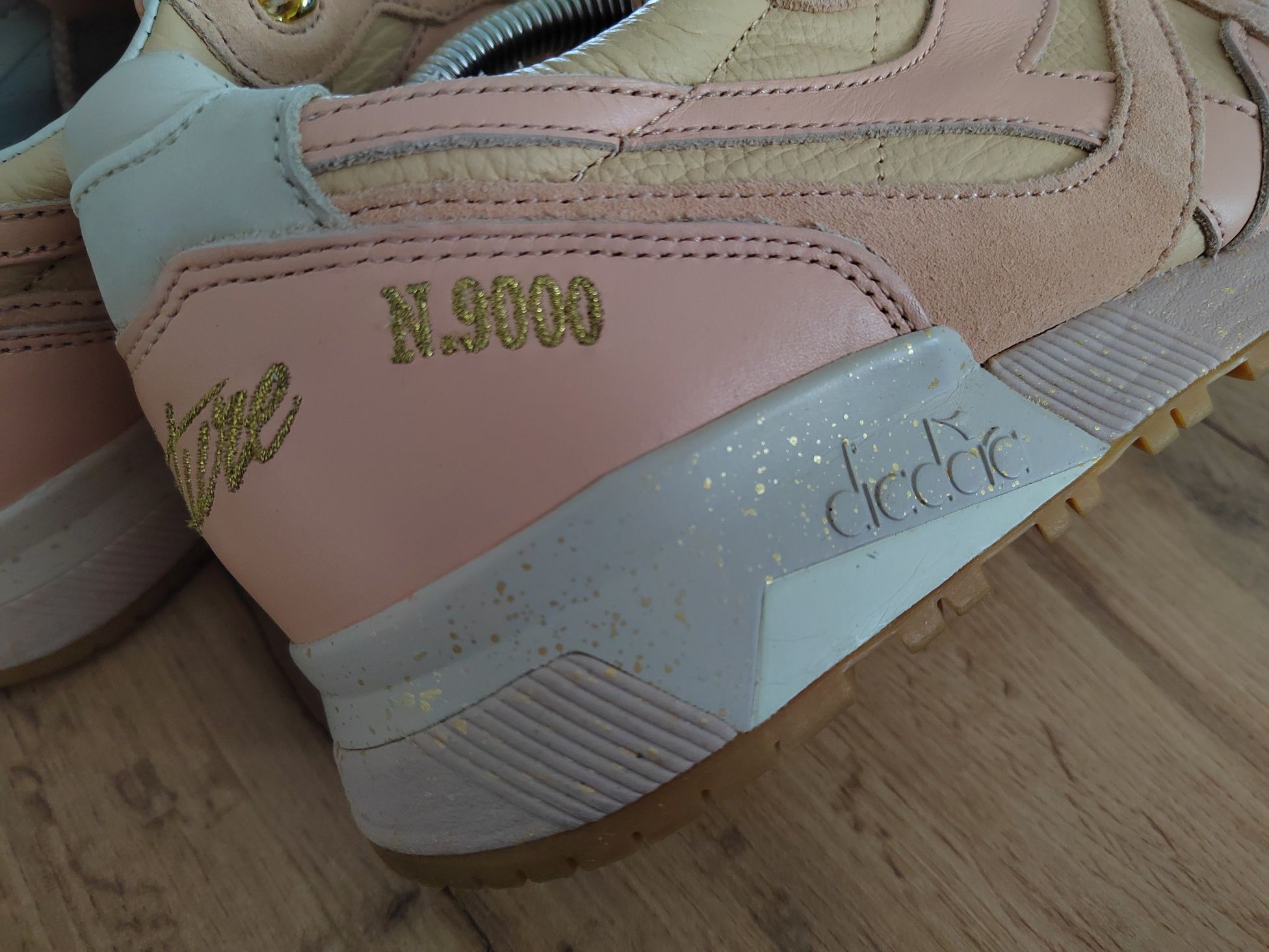 Diadora x Feature N9000 Ice Cream Strawberry - Edição limitada!