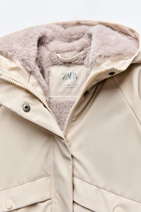 Куртка дощовик ZARA з хутром 92