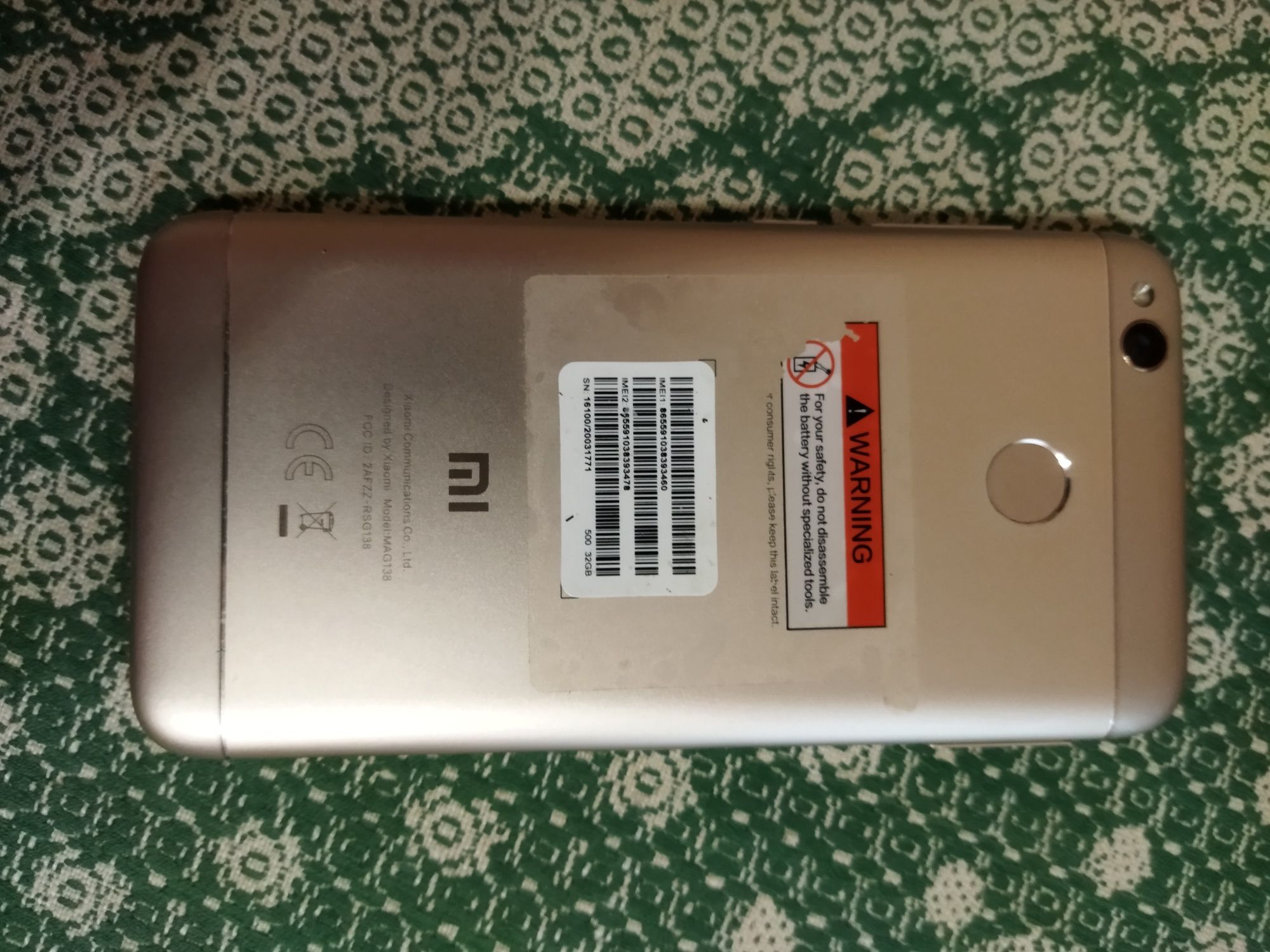 Продам телефон Xiaomi redmi 4x 3/32