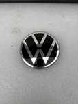 VW E-UP pod radar emblemat znaczek logo przód