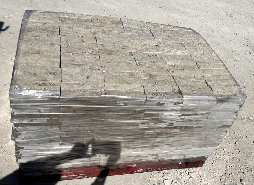 Tiras pedra rustica em brecha