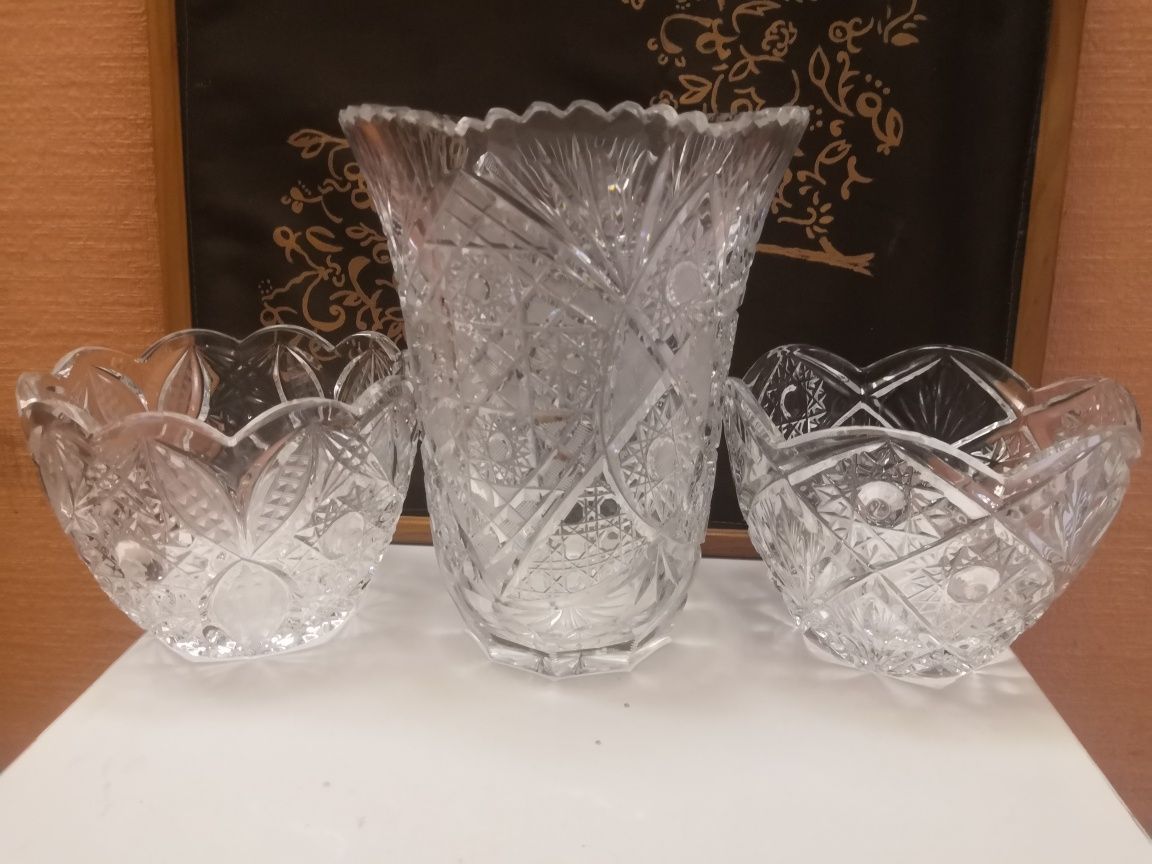 Хрустальные вазы для конфет и цветов