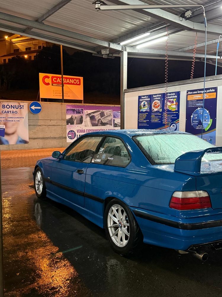 Bmw e36 318is coupe