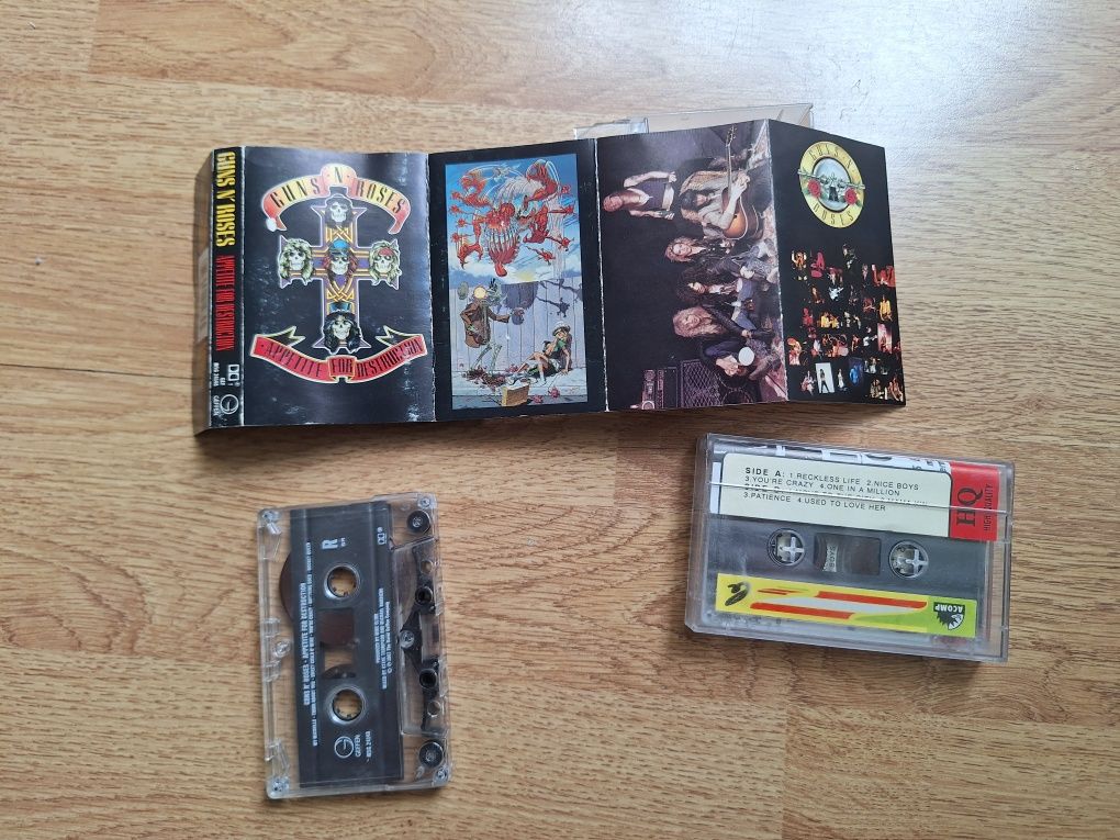 Kasety magnetofonowe Guns N' Roses 2 sztuki