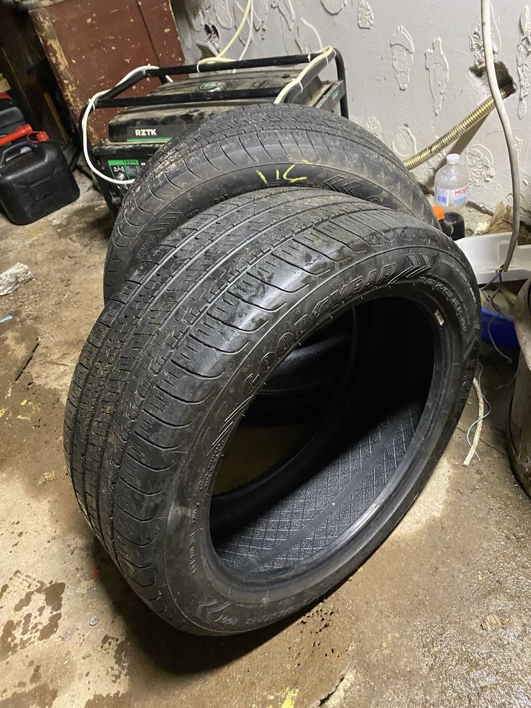 Продам резину 245/45 r18 Good year eagle