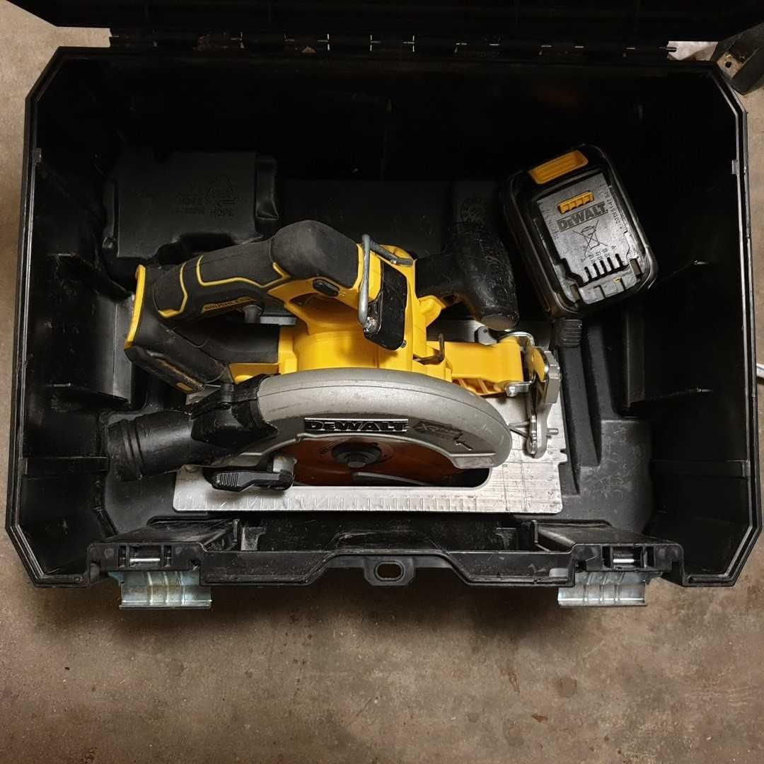 Pilarka tarczowa DeWalt DCS573 flexvolt