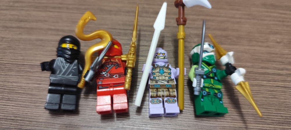 LEGO Ninjago figurki