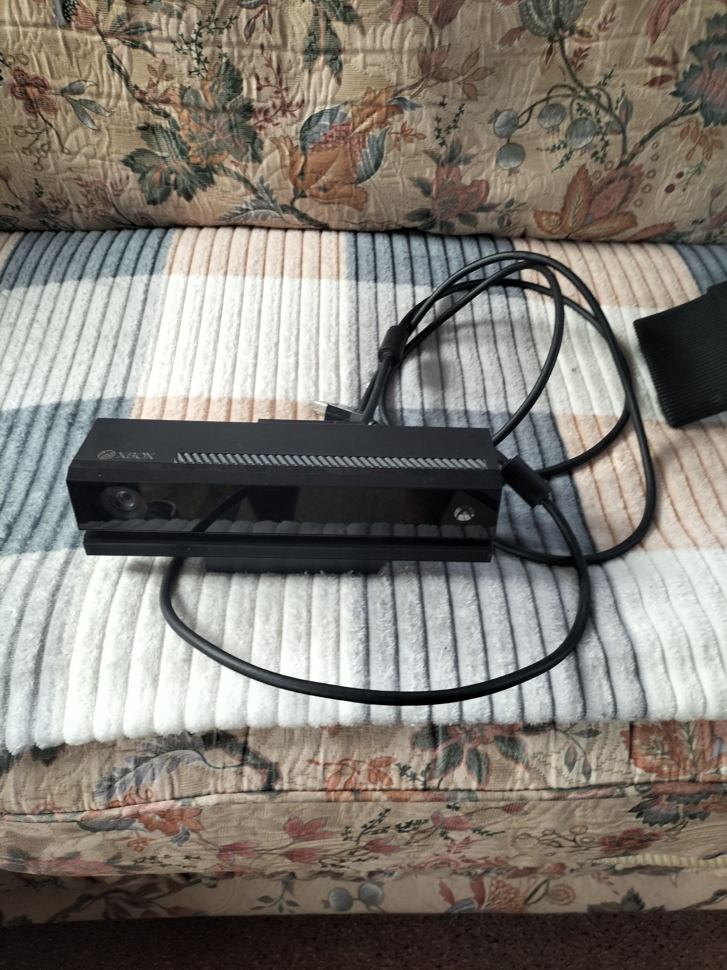 Sprzedam sensor Kinect do konsoli Xbox One
