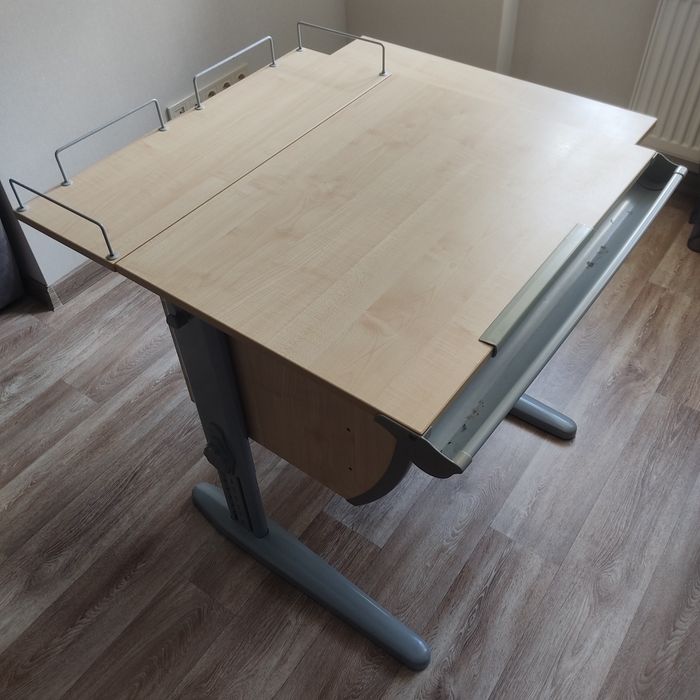 Продам стіл парту