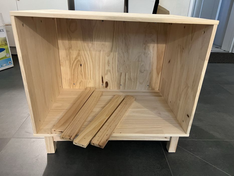 Buda dla psa do domu loft drewniana