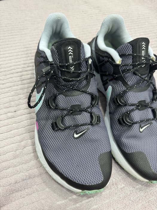 Найк 26,5 см 41р жіночі/унісекс Legend React 3 Shield