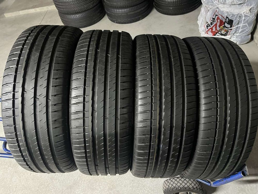 235/45/21 R21 Michelin Pilot Sport 4 EV 4шт нові