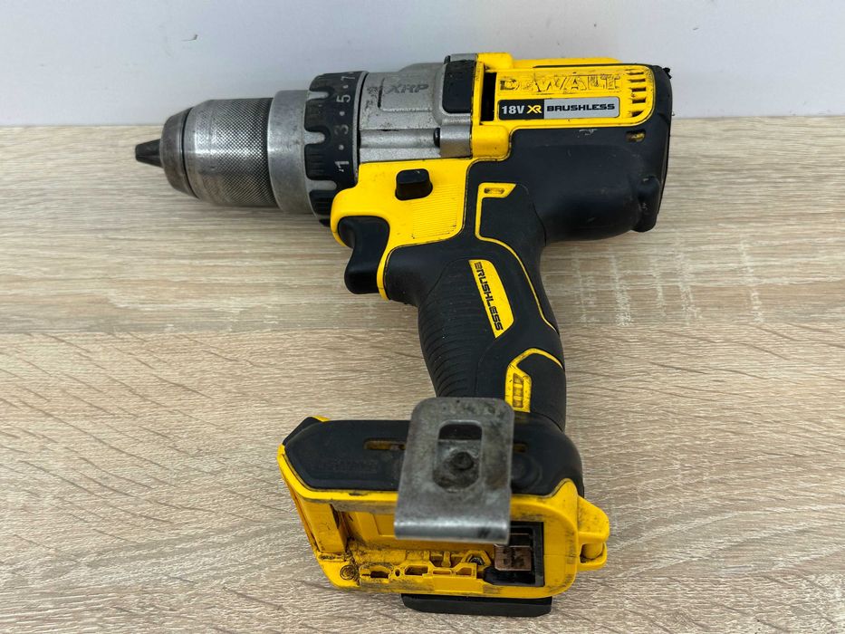 Wkrętarka DeWalt DCD991 – moc i niezawodność w jednym