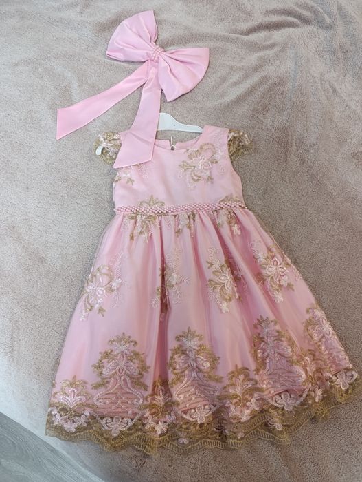 Святкова дитяча сукня