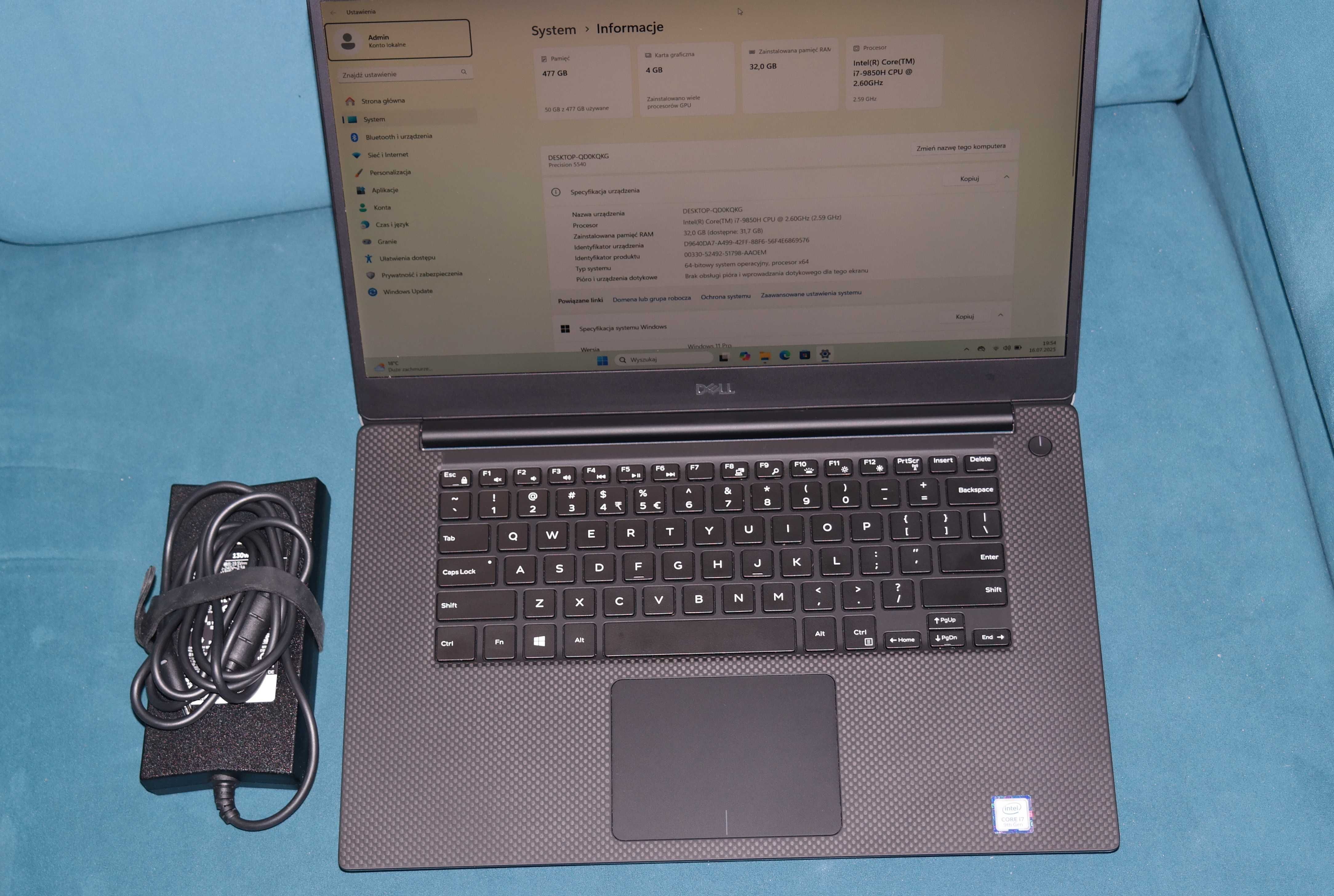 Dell 5540 • i7-9850H • 32GB RAM • 512GB SSD • Quadro T1000 • Zasilacz