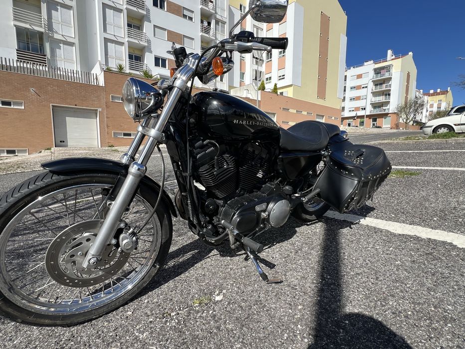 Harley Davidson XL 883 custom 2009