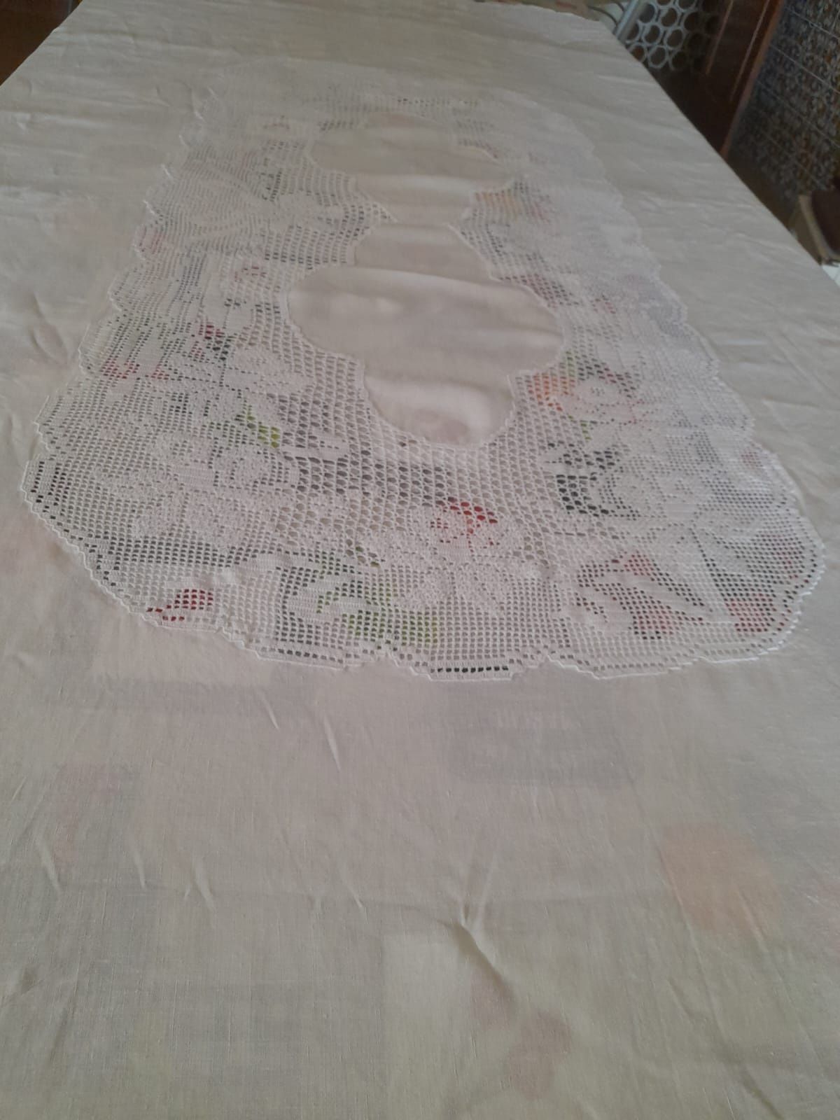 Toalha de renda e linho